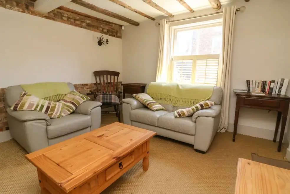 Lounge at 54 Bridge Street