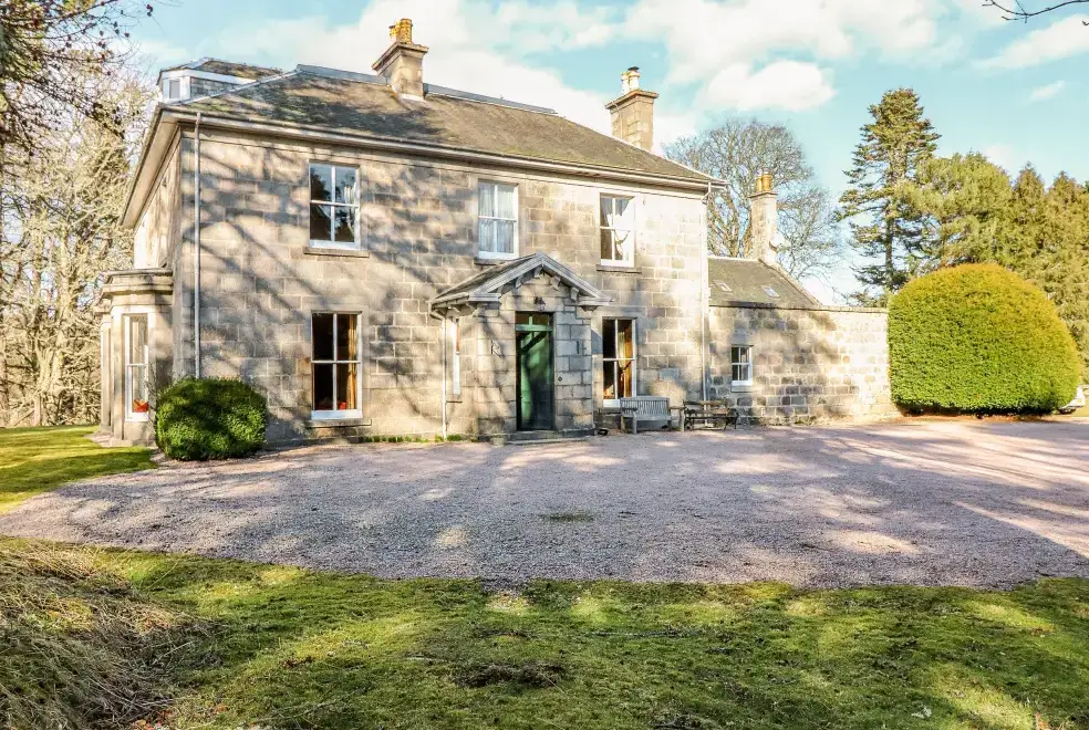 7 Bedroom Large Scottish Country House, from the outside