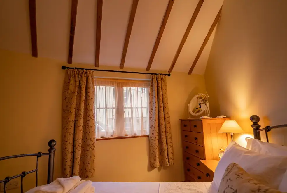 Bedroom at All Seasons Cottage Breaks - Corner Cottage