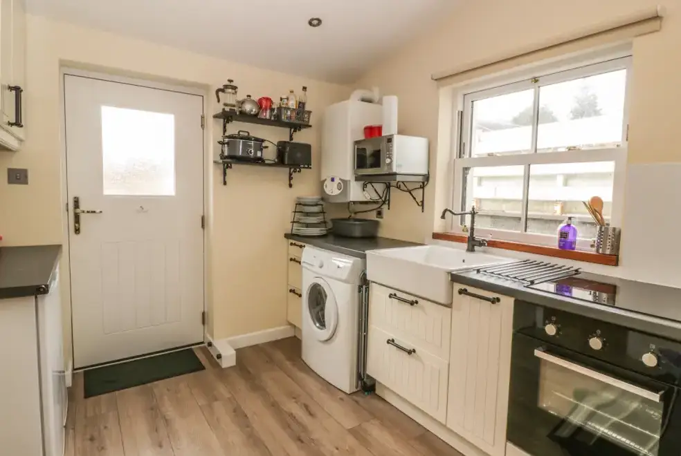 Kitchen/diner at Alma Cottage