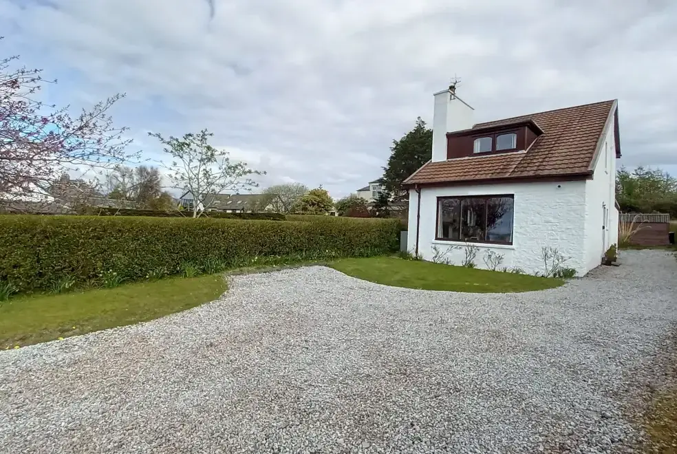 An Cala, from the outside