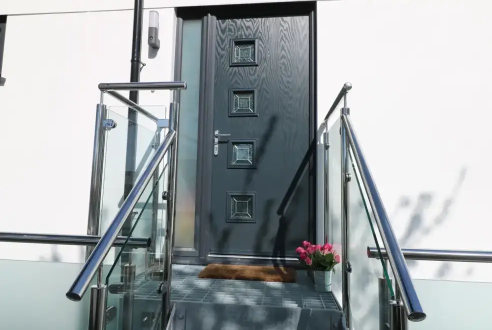 An Drowes, from the outside