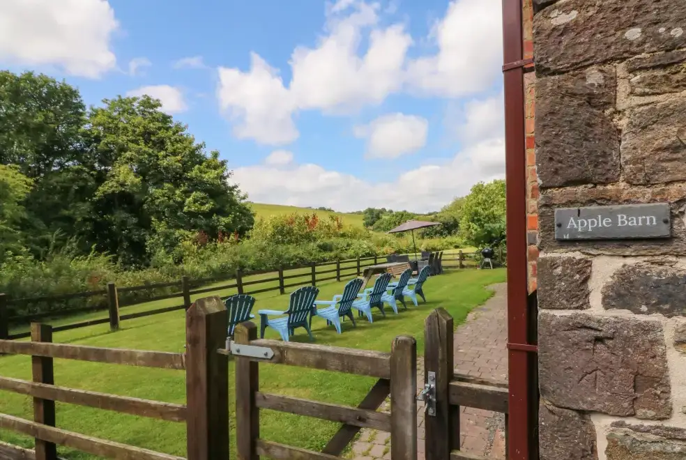Countryside near Apple Barn