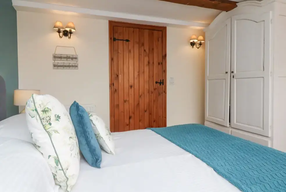 Bedroom at Apple Barn