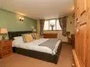 Bedroom at Apple Barn - thumbnail photo