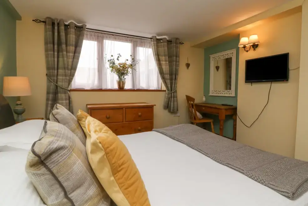 Bedroom at Apple Barn