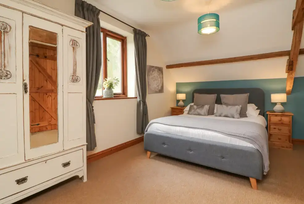 Bedroom at Apple Barn