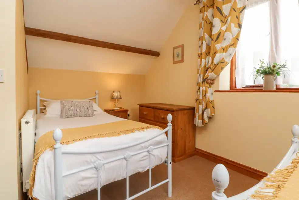 Bedroom at Apple Barn