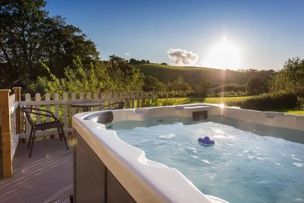 Private Hot Tub at Apple Barn