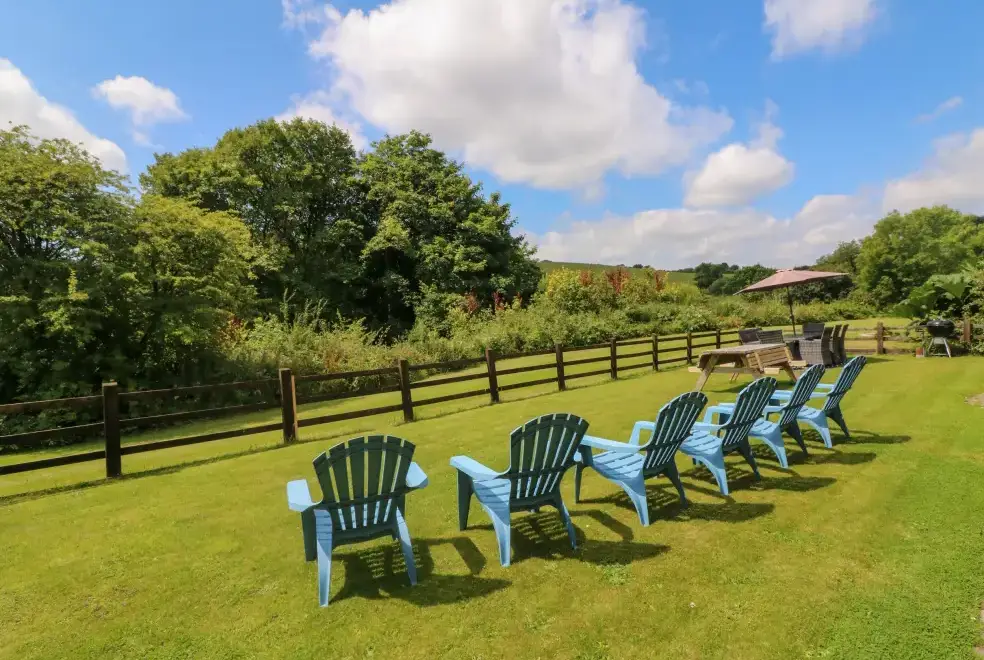 Garden at Apple Barn