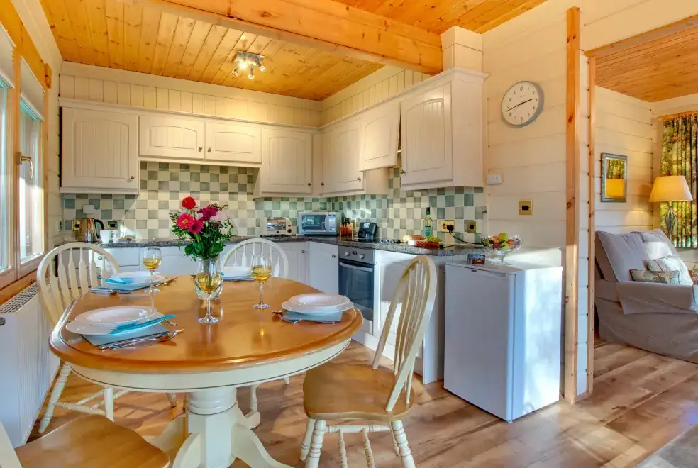 Kitchen/diner at Apple Tree Lodge