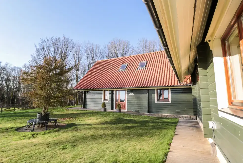 Apple Tree Lodge, from the outside