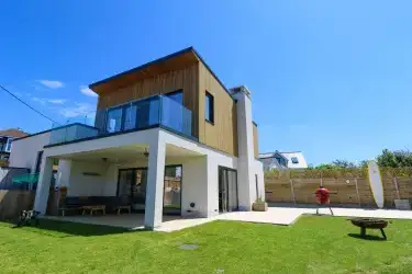 Aquanaut, Gurnard, Isle of Wight