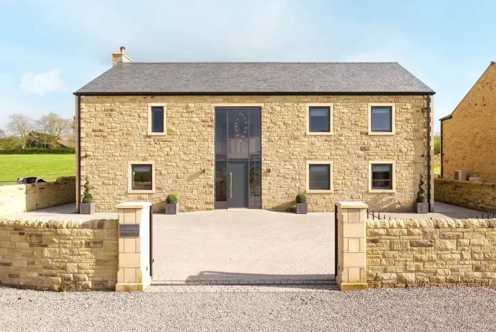 Archstone House, from the outside