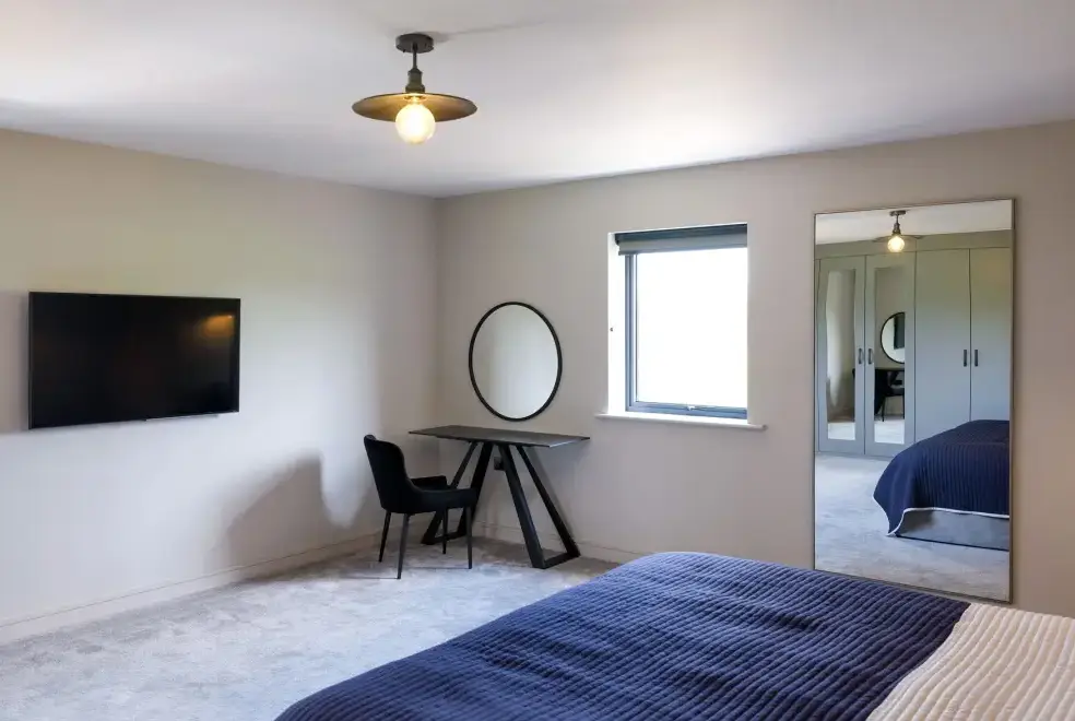 Bedroom at Archstone House