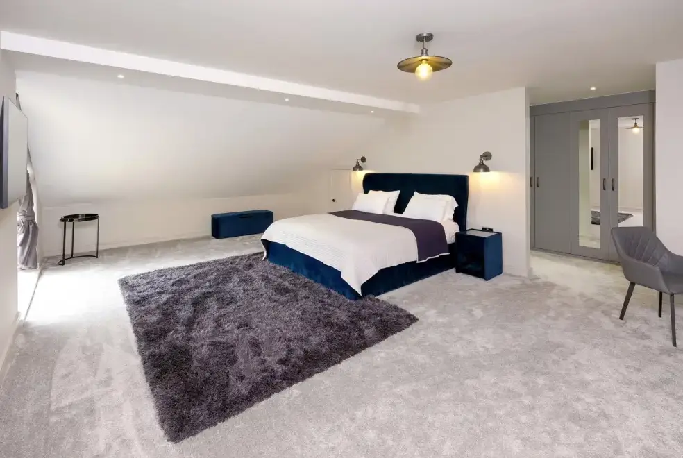 Bedroom at Archstone House