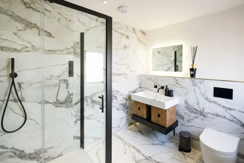 Shower room at Archstone House