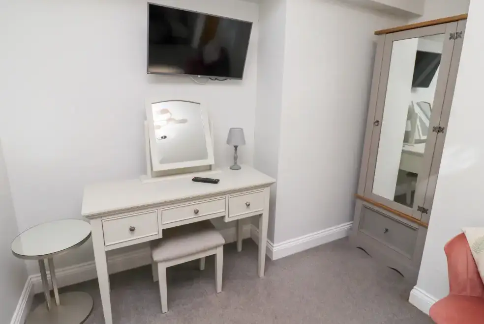 Desk area at Ash Cottage