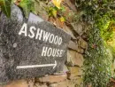 Ashwood House - thumbnail photo 2