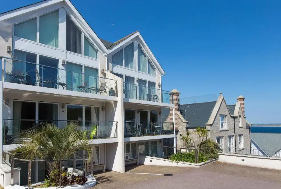 Atlantis, from the outside