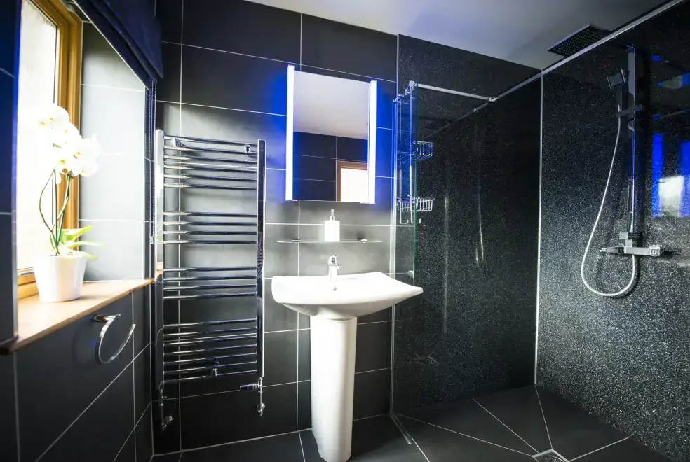 Shower room at Atlas