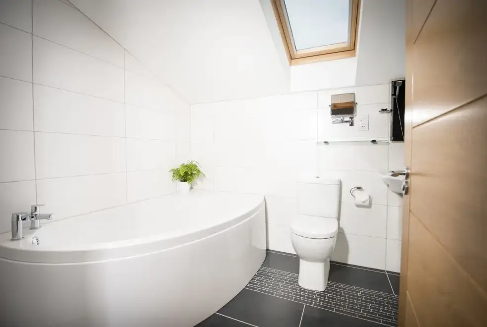 Family bathroom at Aurae