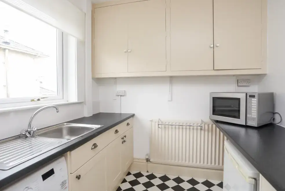 Well equipped kitchen at Awelfryn