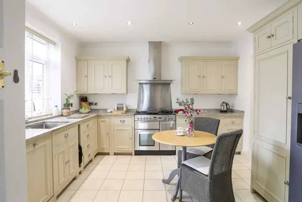 Well equipped kitchen at Awelfryn