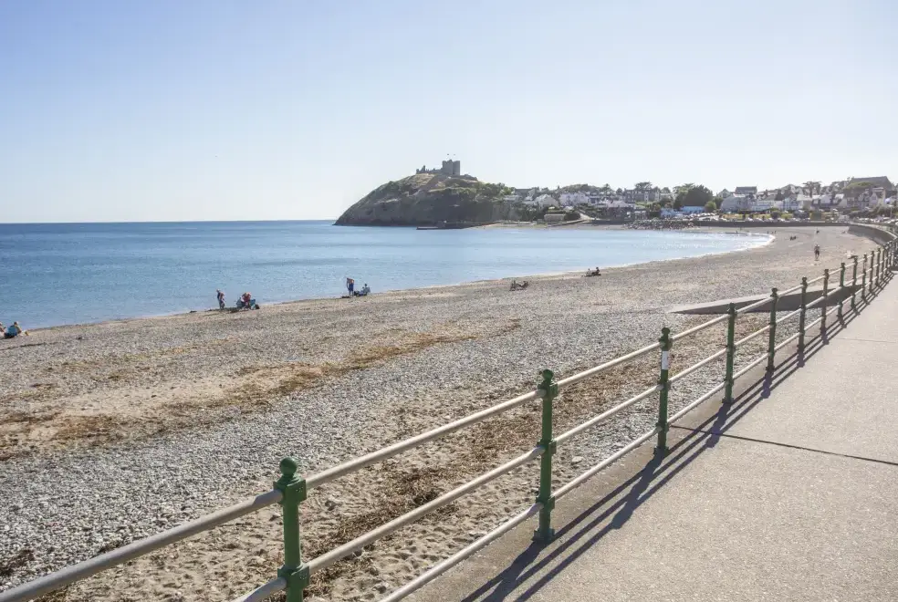 Coastal scenes near Awelfryn