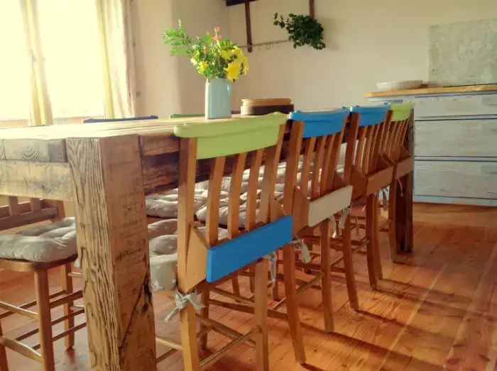 Dining room at Balebarn Eco Lodge