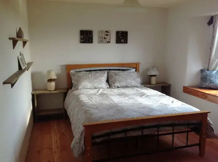 Bedroom at Balebarn Eco Lodge