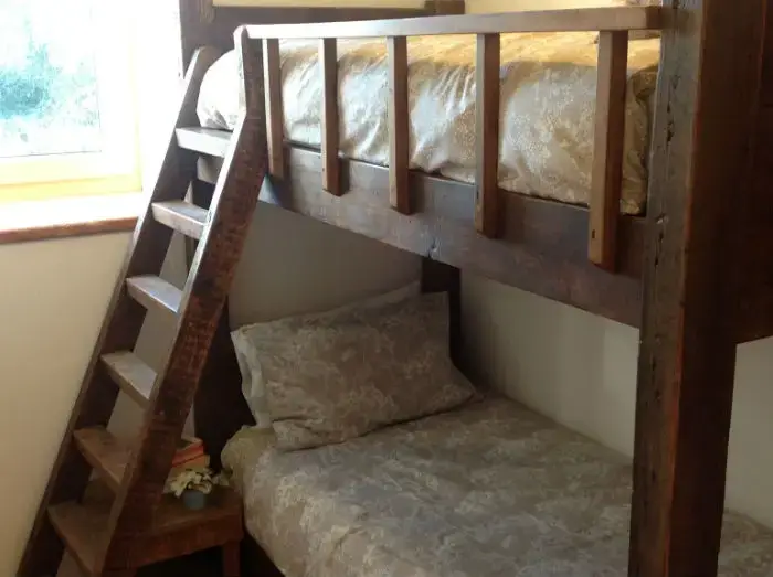 Bedroom at Balebarn Eco Lodge