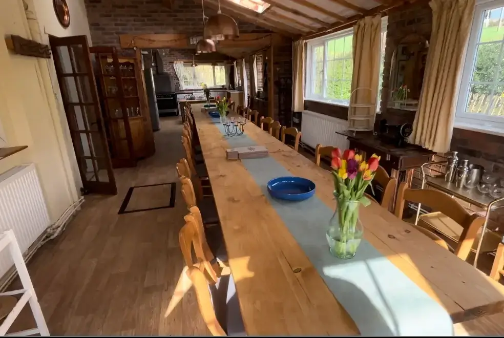 Dining room at Barlings Barn