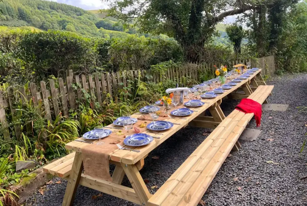 Enclosed garden at Barlings Barn