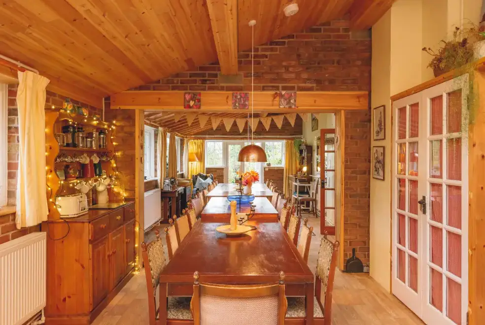 Dining room at Barlings Barn