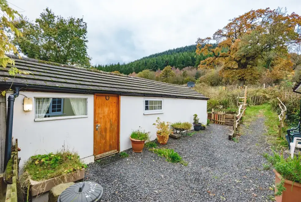 Barlings Barn, from the outside
