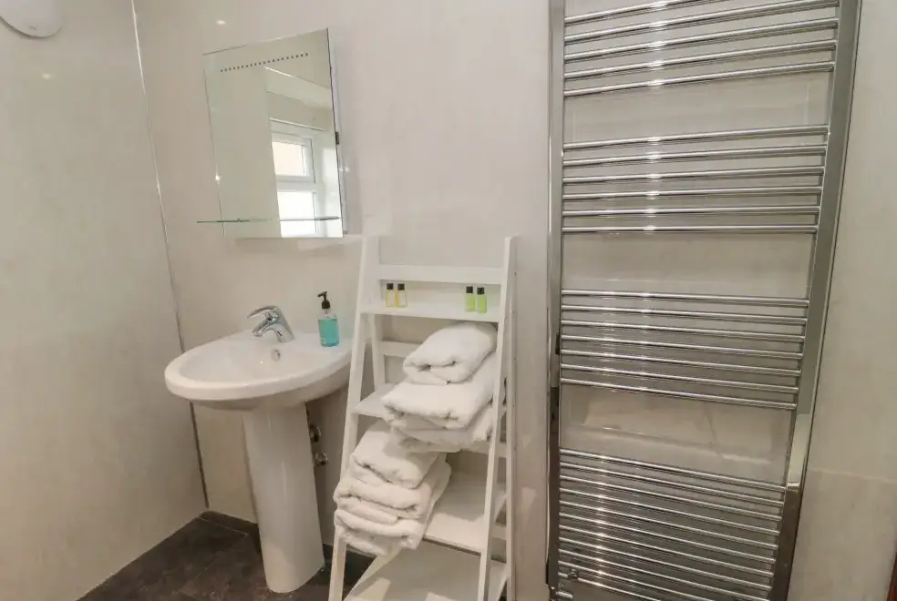 Shower room at Barnacre