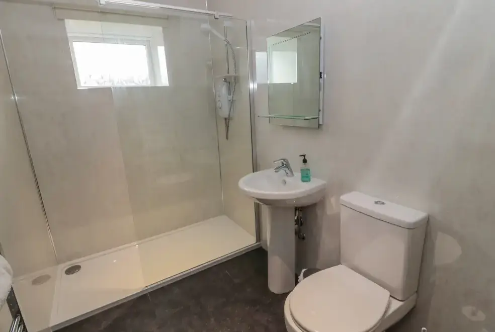 Shower room at Barnacre