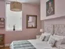 Bedroom at Barton Court - thumbnail photo