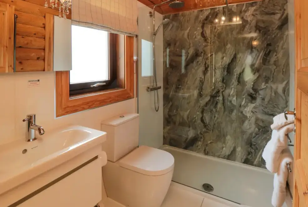 Shower room at Baysdale Lodge 5