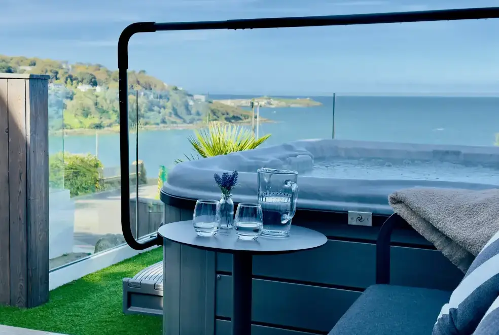 Private Hot Tub at Bayvista