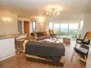 Open plan living area at Beautiful Cotswold View - thumbnail photo