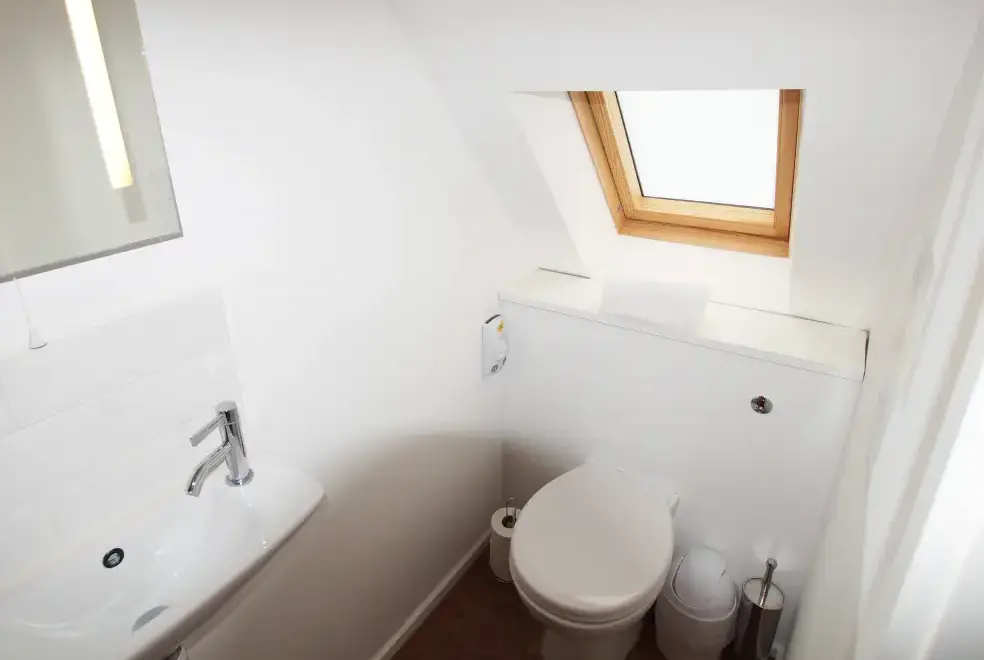 Loo at Beautiful Cotswold View