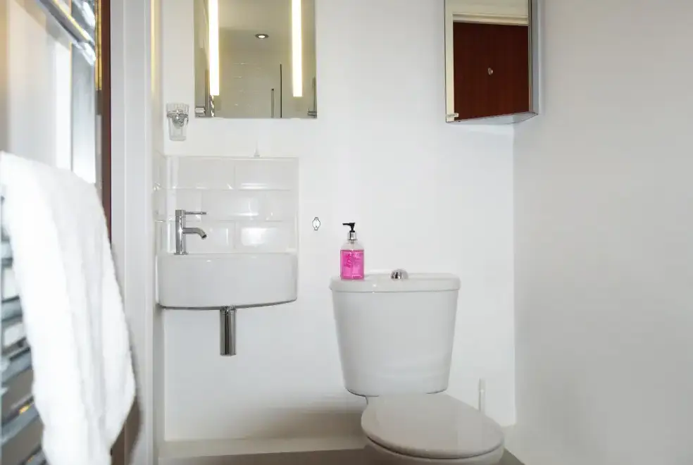 Loo at Beautiful Cotswold View