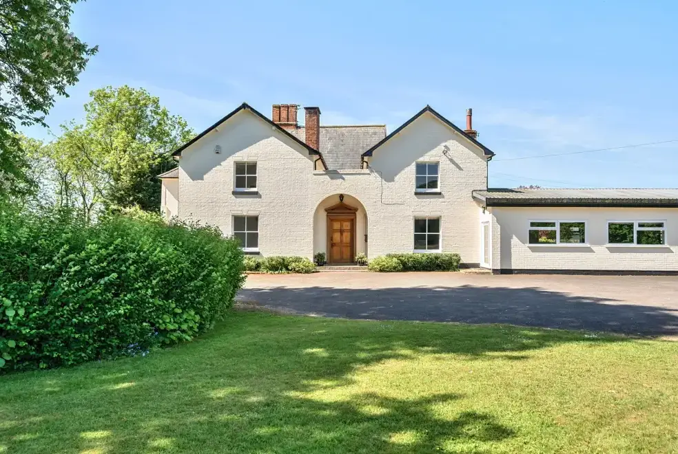 Bedingfield House, nr Debenham, from the outside