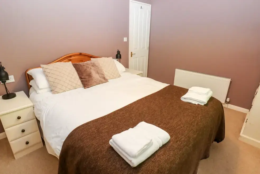 Bedroom at Beeches Countryside Lodge, Wales