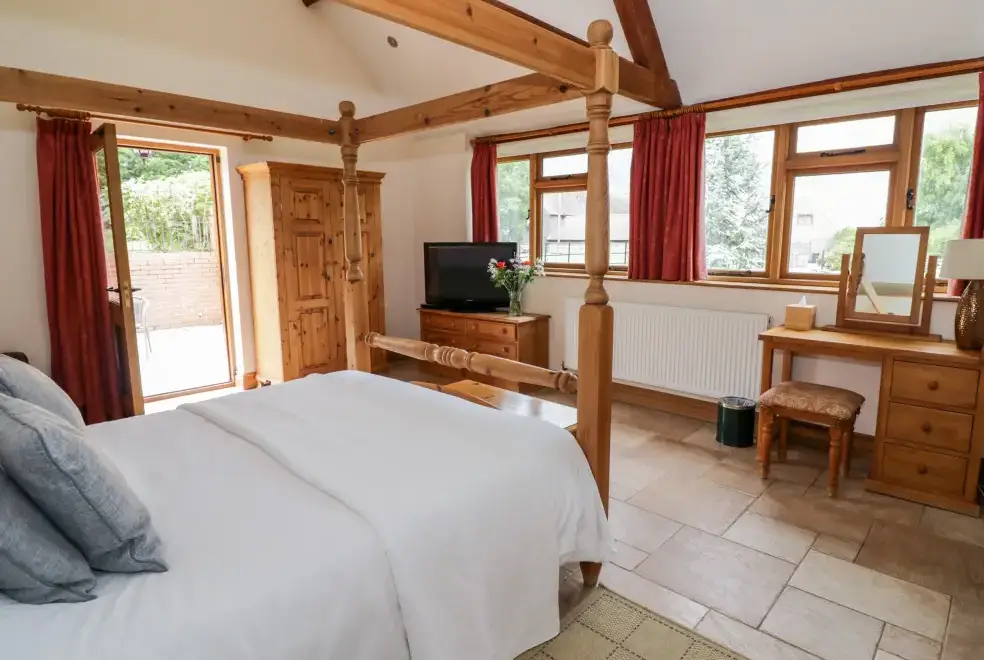 Bedroom at Beesoni Rural Retreat, Malvern Hills