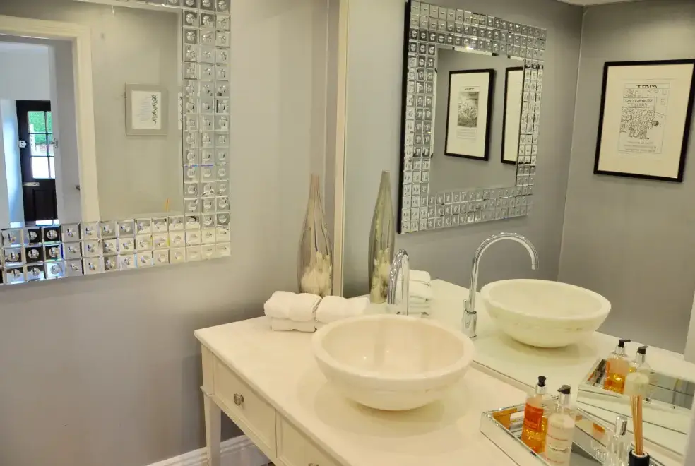 Ensuite bathroom at Beggars Barn