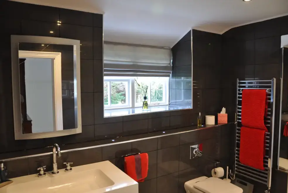 Ensuite bathroom at Beggars Barn