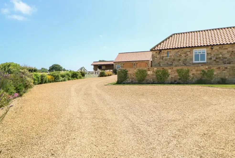 Bell House Barn, from the outside